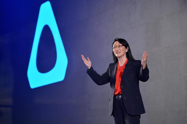 HTC王雪红：不会豪赌VR 应用市场两年后会爆发