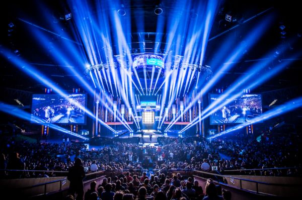 电竞有望进奥运会 网瘾难控还是更利于产业规范