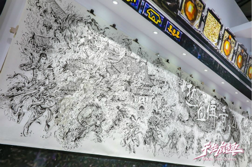 乌克兰画家CJ现场描绘巨幅画卷